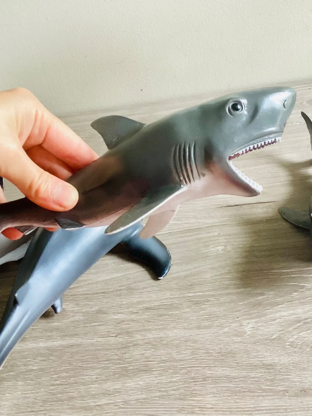 Lot Of 5 Pool Water Toys Sharks Sting Ray Large/Med Size Rubber Floating Diving